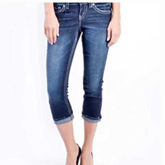 Silver Jeans Suki Surplus Capri Blue Denim Jeans